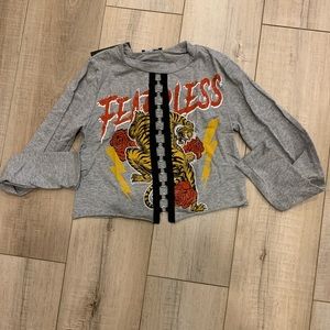 Long sleeve crop top